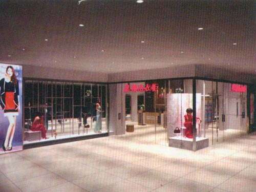 服装展柜
